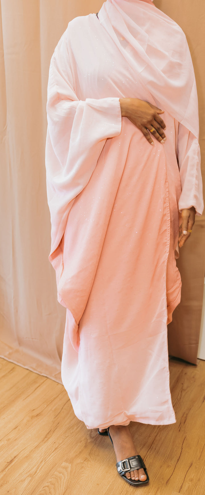Shimmer Abaya