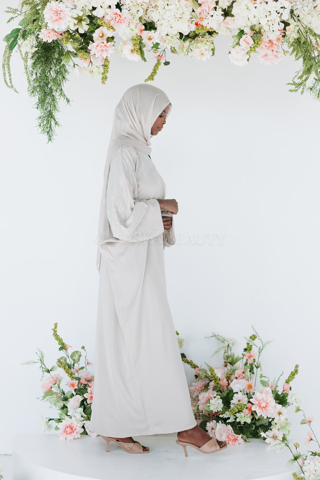 Geometric Batwing Abaya