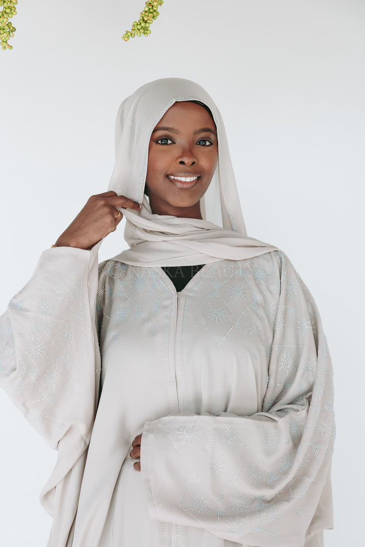 Geometric Batwing Abaya