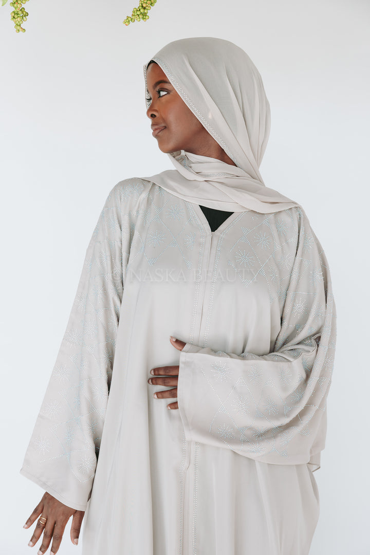 Geometric Batwing Abaya