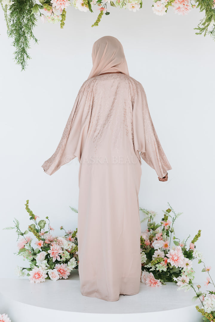 Leaf Detail Batwing Abaya