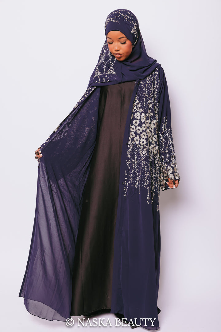Embroidered abaya