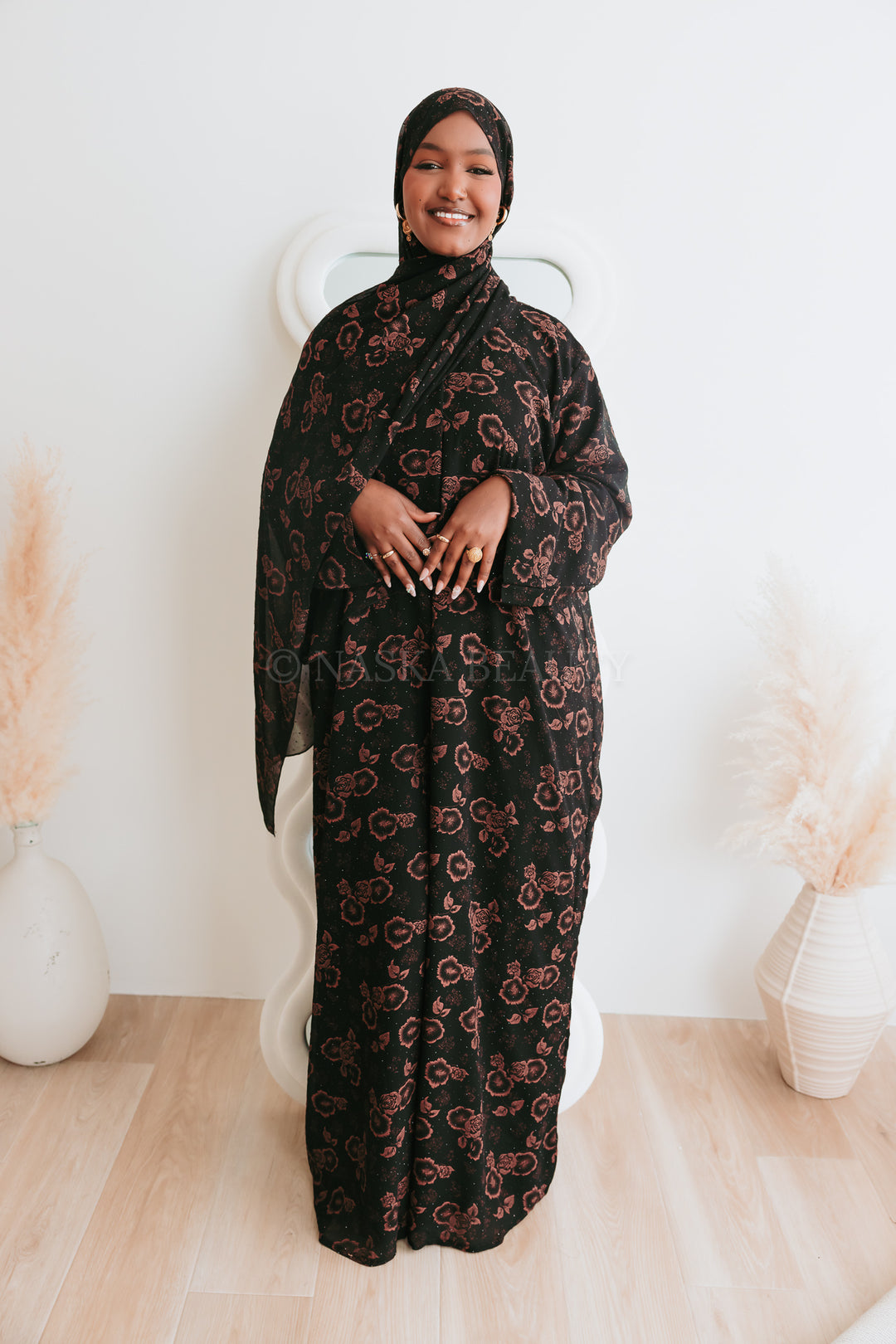 Sabrin Closed floral Abaya