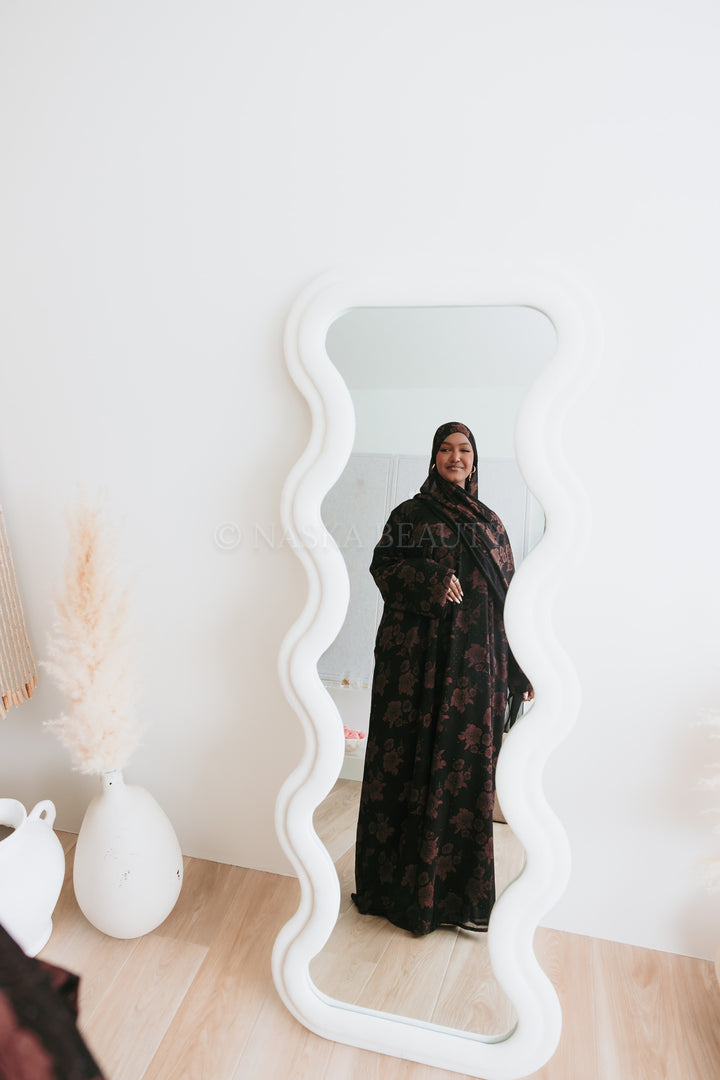 Bilan closed floral Abaya