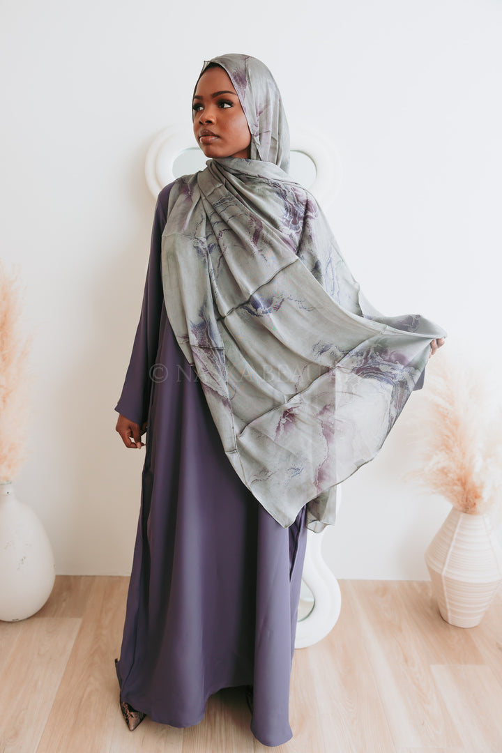 Printed Sleeve Closed Abaya