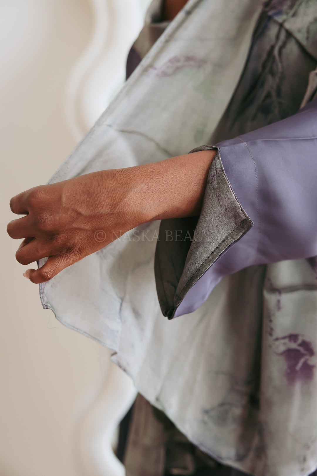 Printed Sleeve Closed Abaya