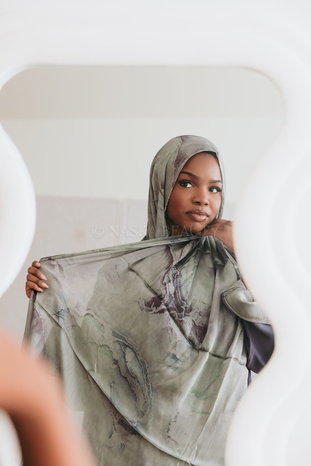 Printed Sleeve Closed Abaya