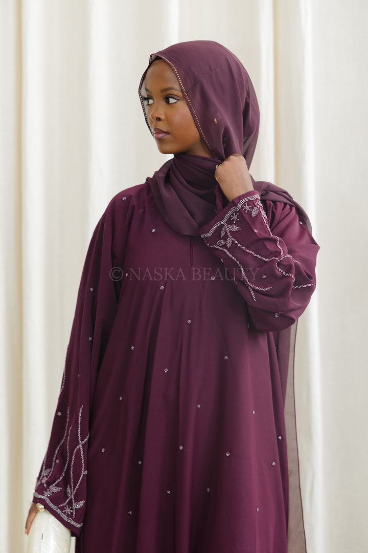Floral Detail Closed Abaya