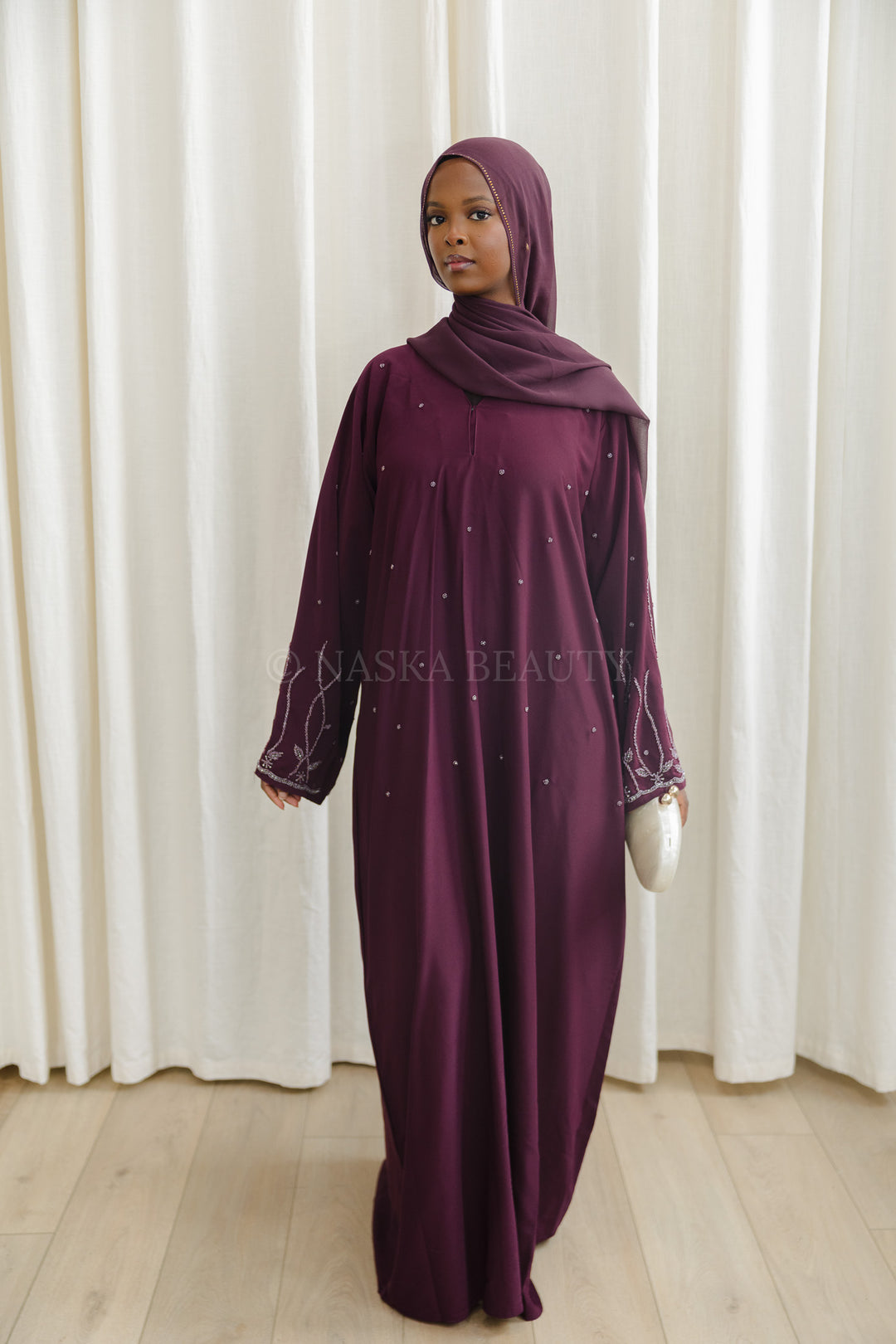 Floral Detail Closed Abaya