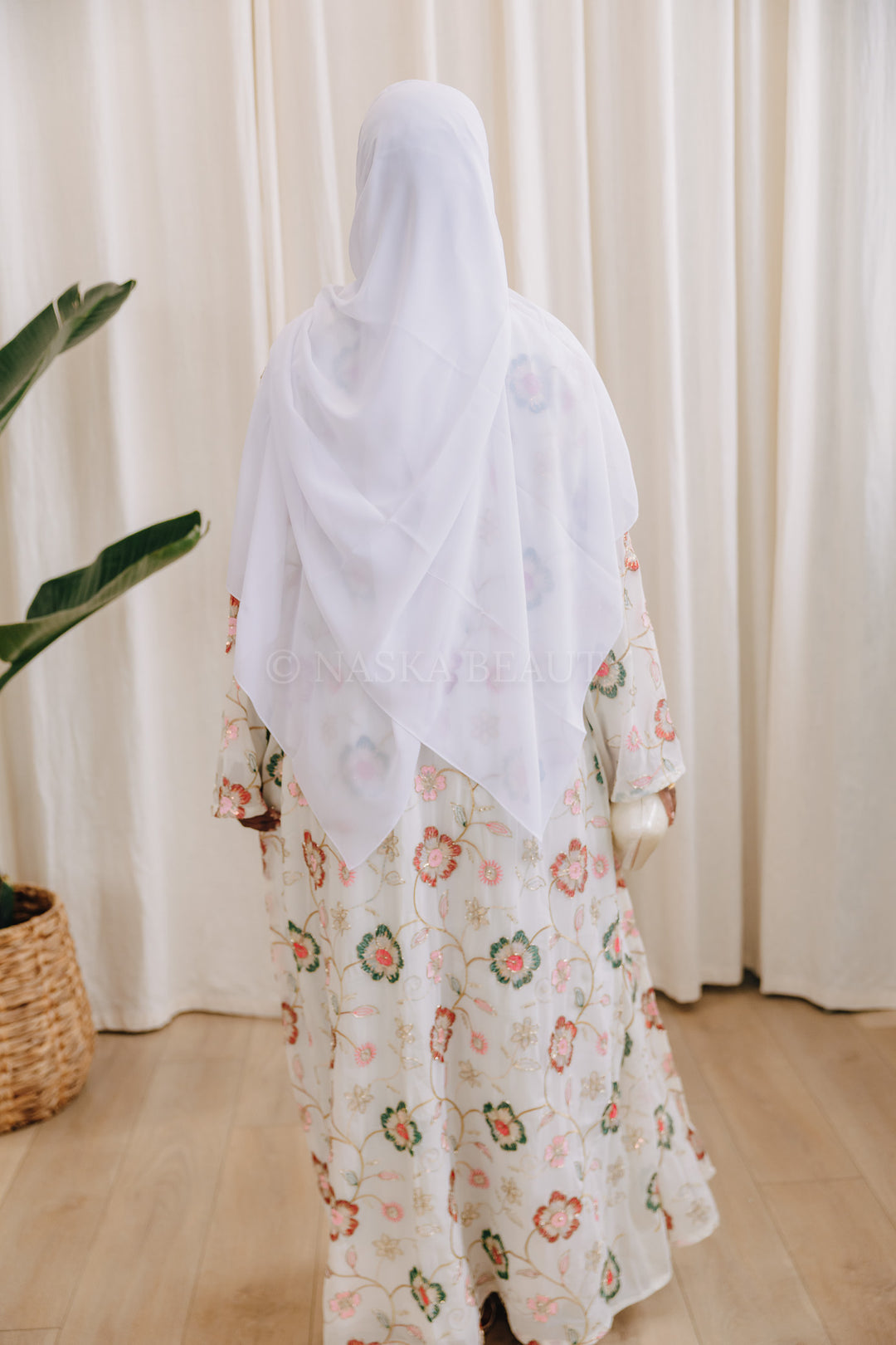 White Hand-Beaded Embroidered Abaya – 3 Piece Set