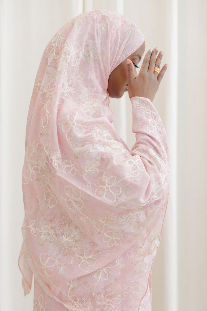 Pink Embroidered Abaya Set￼