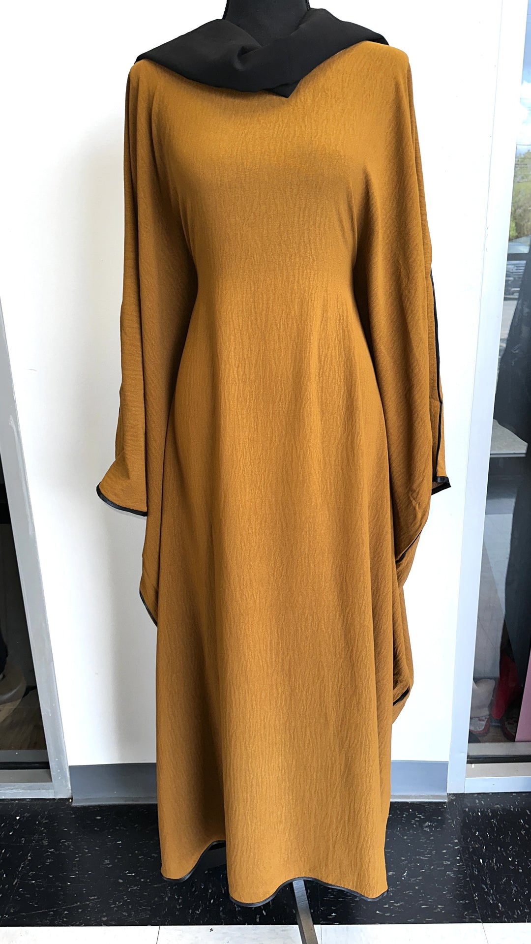 Butterfly closed abaya