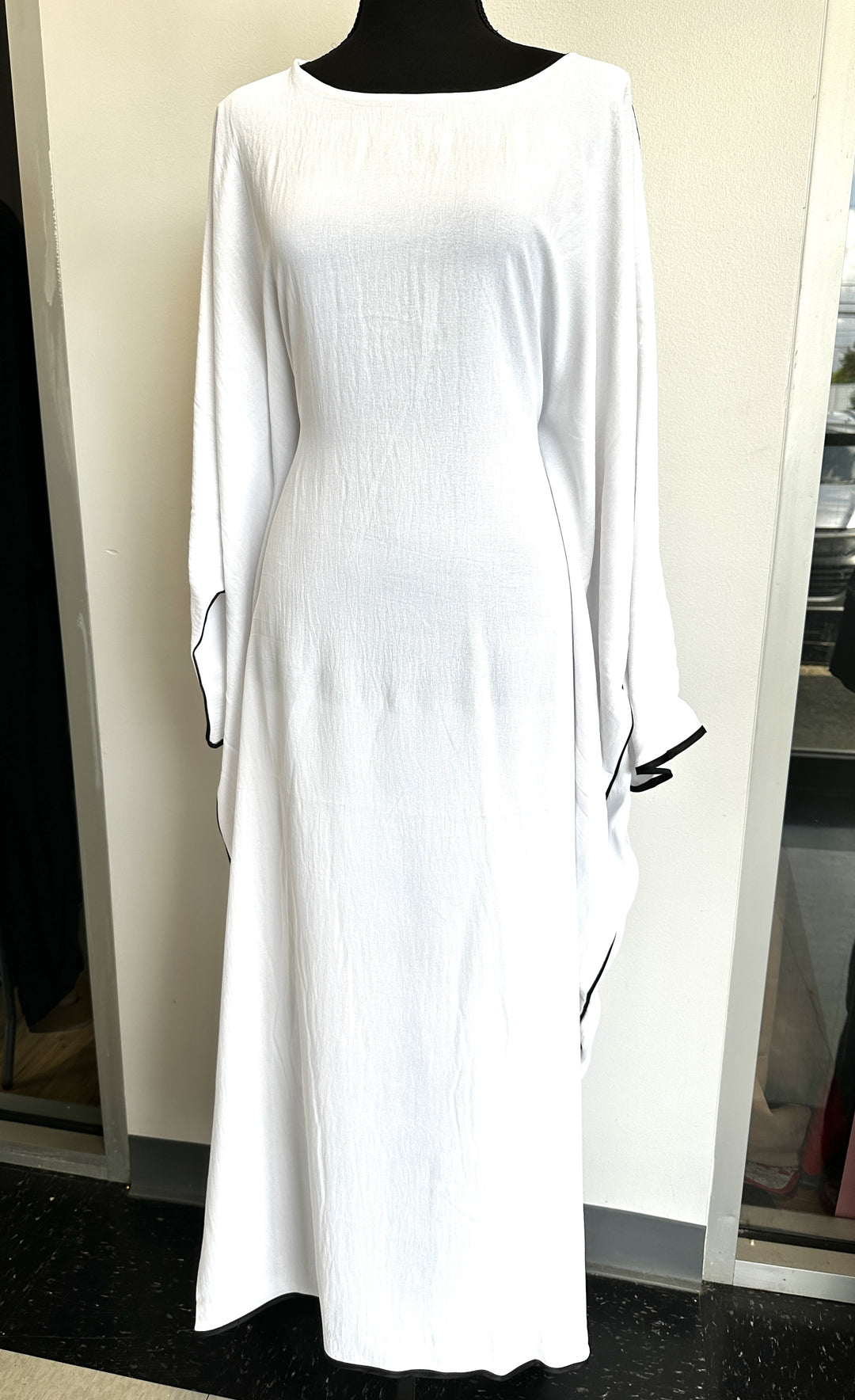Butterfly closed abaya