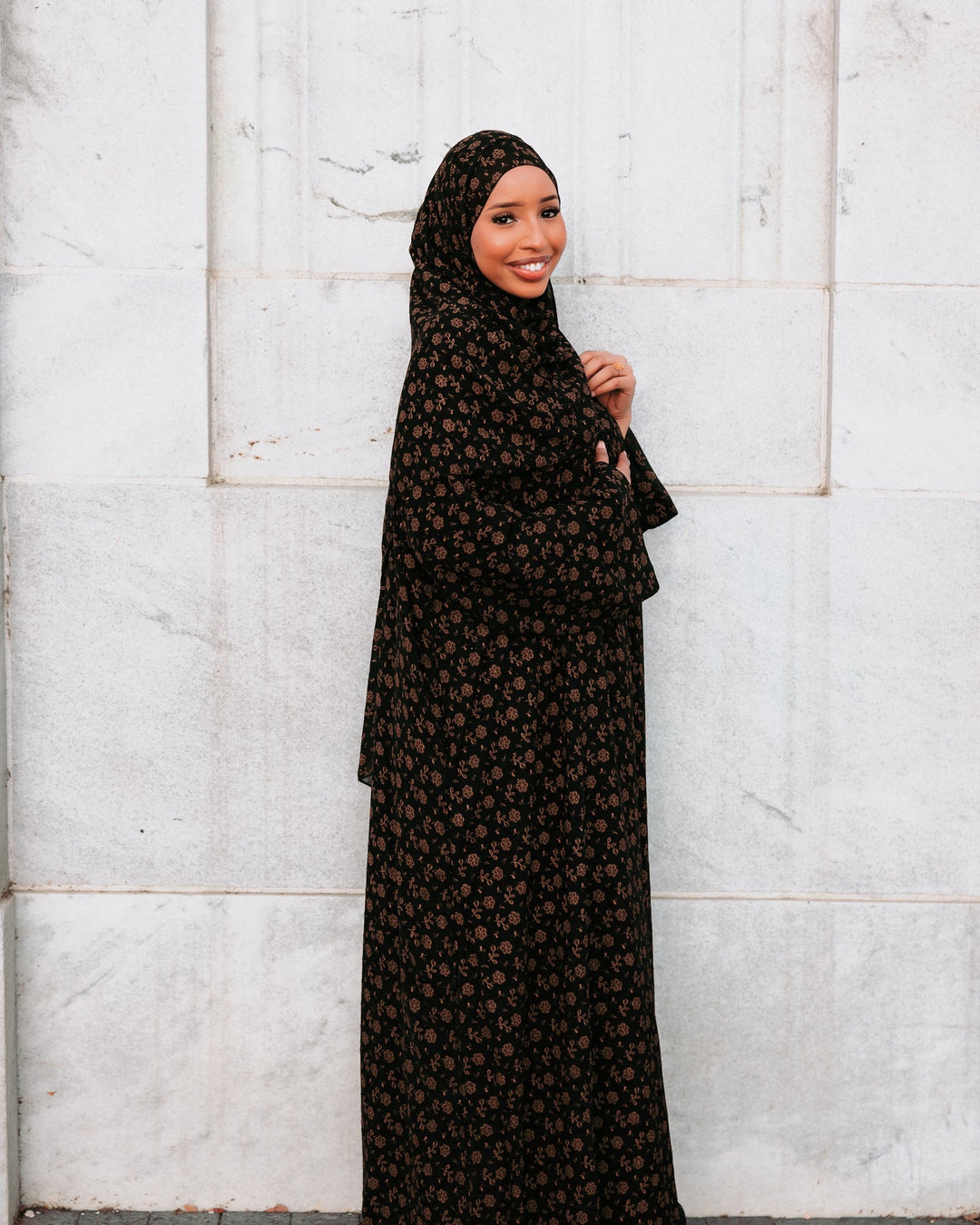 Gold floral embellished abaya set
